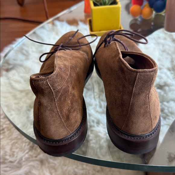 Frye PAUL CHUKKA Tan Suede Shoes - Picture 4 of 9